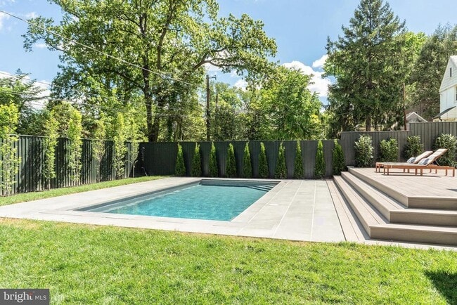 Building Photo - 4821 Rodman St NW