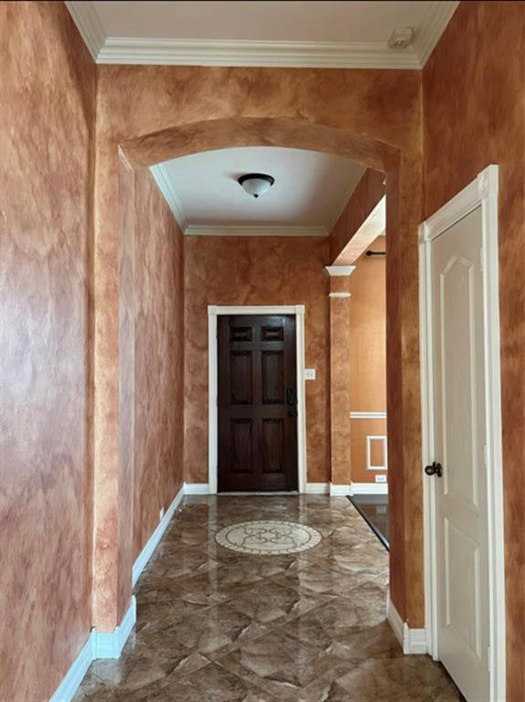 Building Photo - 15930 Hidden Crest Dr