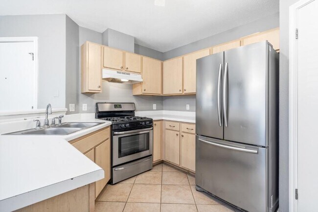 Building Photo - 7228 Aldea Dr