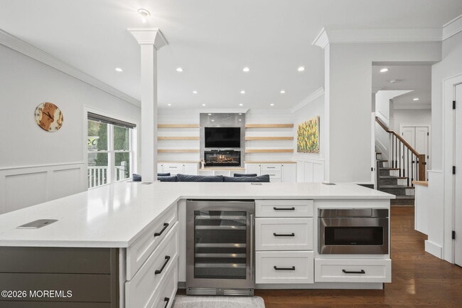 Building Photo - 28 Rector Pl