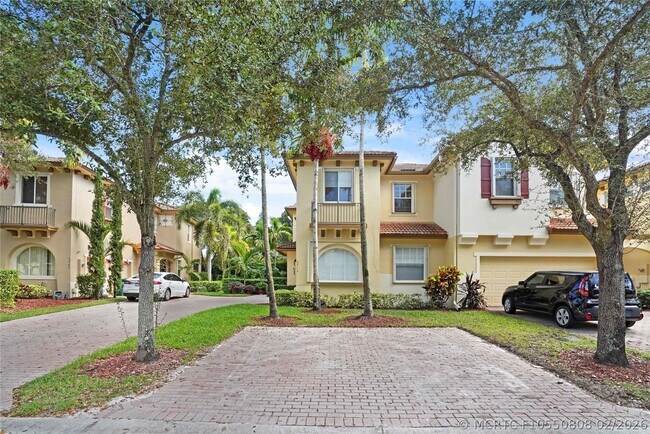 Building Photo - 5715 NW 119th Terrace