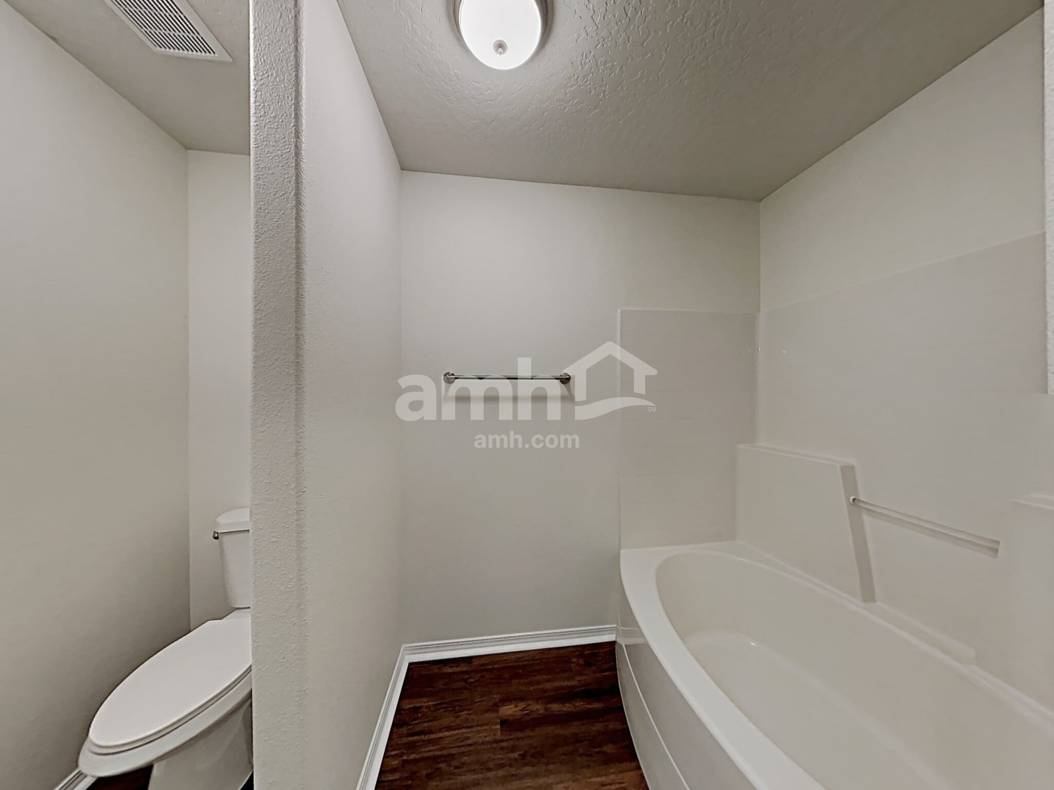 Building Photo - 40 N Amanda Dr