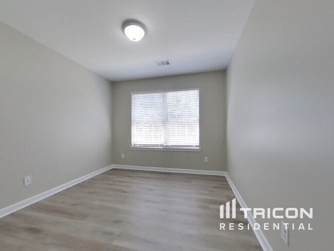 Building Photo - 706 Norwood Ct