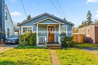 Building Photo - 717 S 2nd St