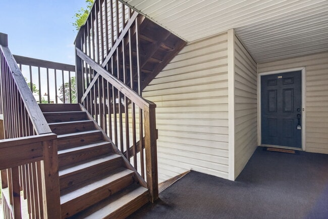Building Photo - 1040 Spotswood Ave