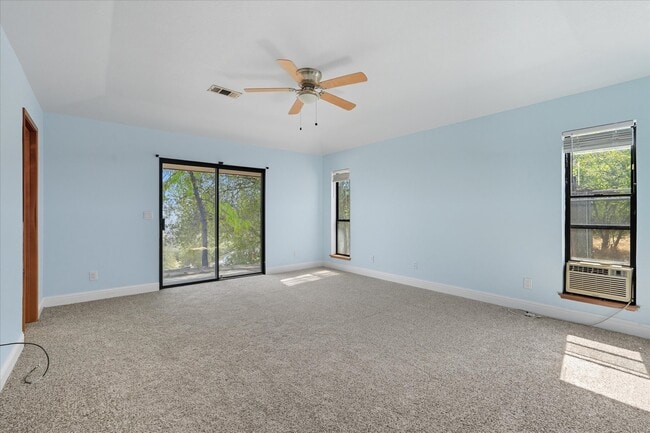 Building Photo - 29766 Tioga Dr