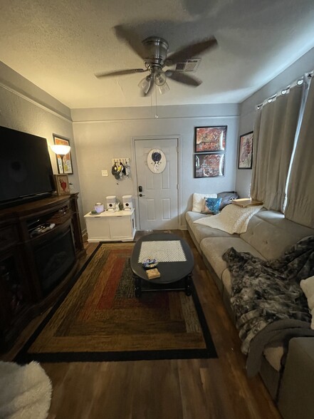 Living room - 844 Lebeau St