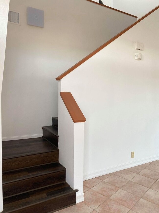 Building Photo - Iconic Dome House for Rent – Unique Country Living with Pet-Friendly Space Near Holtville