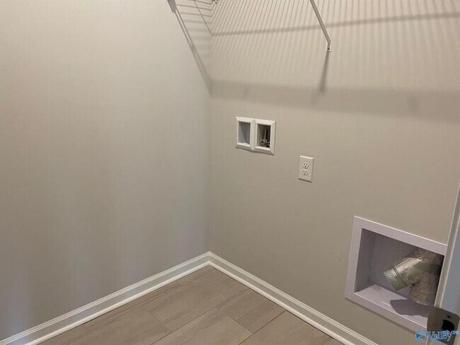 Building Photo - 22067 Chancery Ln