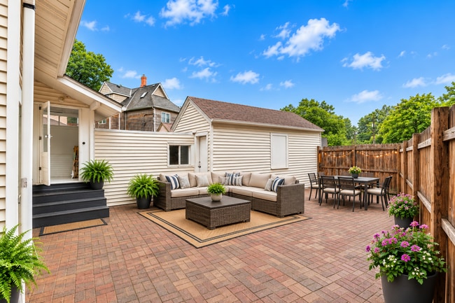 Building Photo - Beautifully Updated 3BR/2BA Single-Family Home with Garage, Huge Yard & Designer Kitchen!