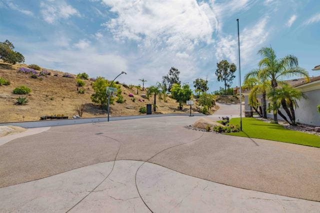 Building Photo - 15263 Presilla Dr