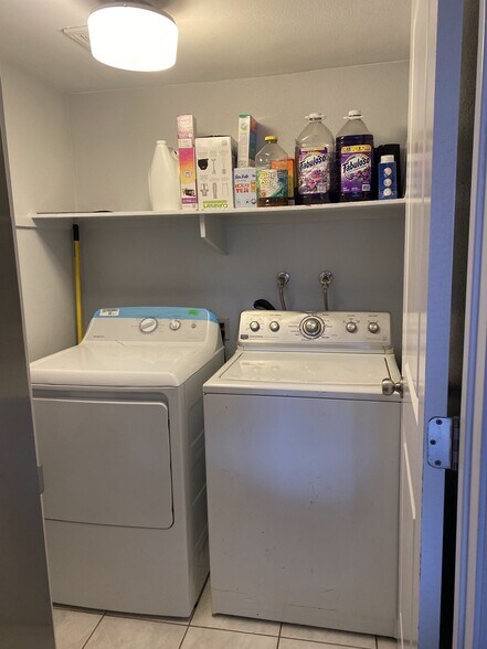 Laundry room - 8393 Summerdale Rd