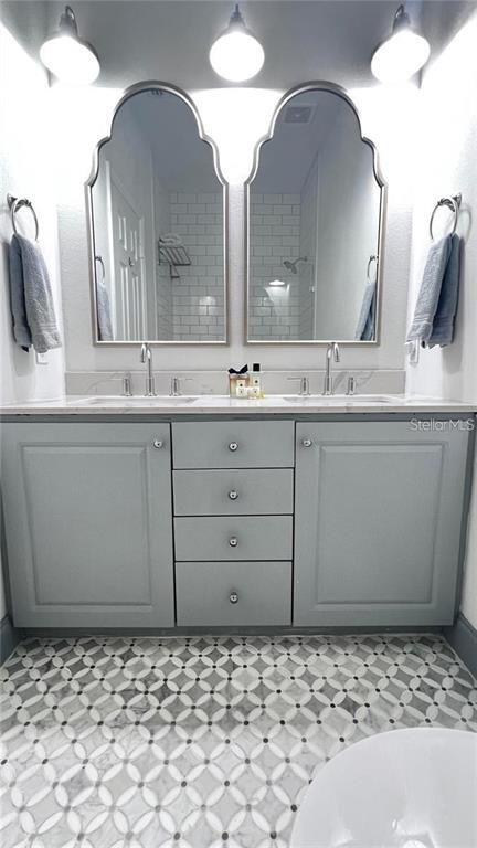 Building Photo - 7658 Plantation Cir