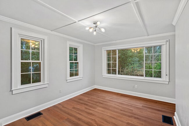 Building Photo - 2101 Mandarin Blvd