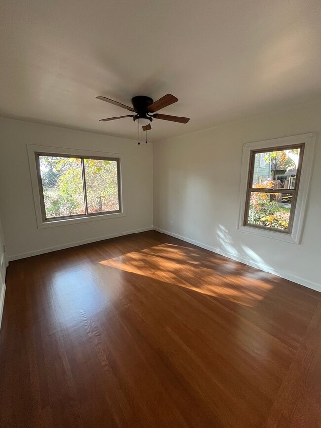 Building Photo - Charming 3 Bedroom 1.5 Bath Rural Tudor Revival Home