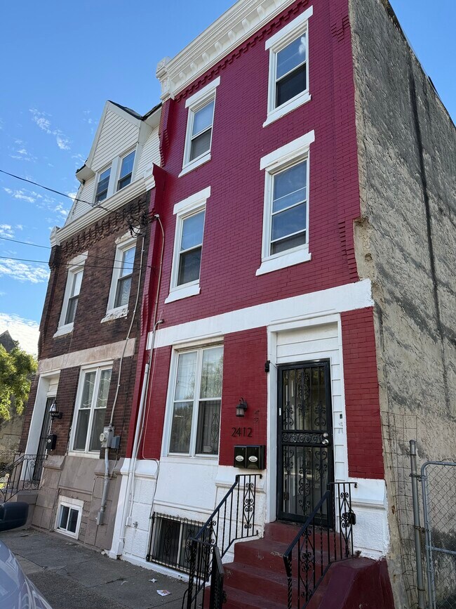 Building Photo - 2412 N 19 TH — 09/2023 Forward