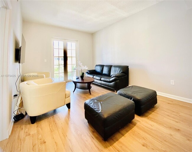 Building Photo - 1200 Town Center Dr