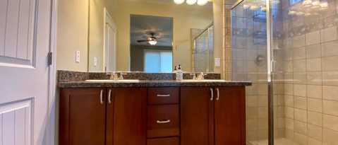Building Photo - 887 Lemieux Ln