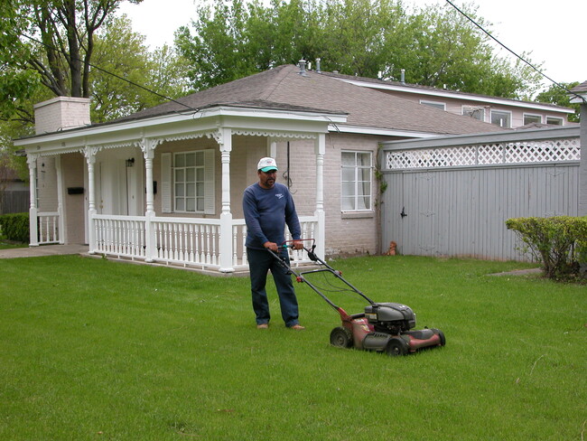 We Mow the Front Yard - 10027 Kilarney Dr