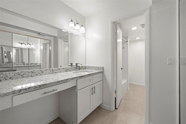 Building Photo - 8699 Bardmoor Blvd
