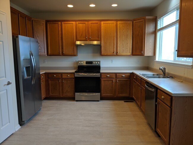 Building Photo - 1326 Graham Cir