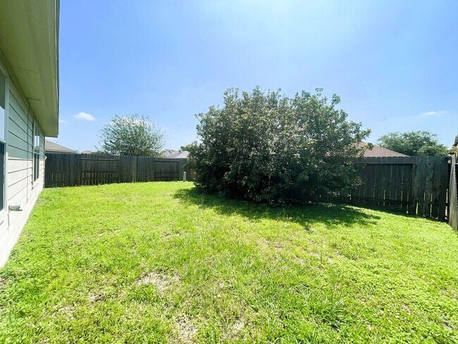 Building Photo - 1410 Danby Heath Ln