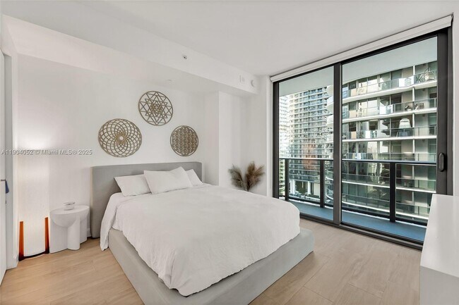 Building Photo - 55 SW 9th St