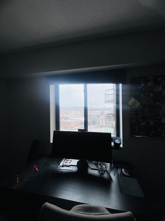 Building Photo - 15 N Beacon St