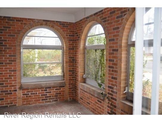 Building Photo - 3 br, 2 bath House - 1809 Winona Avenue