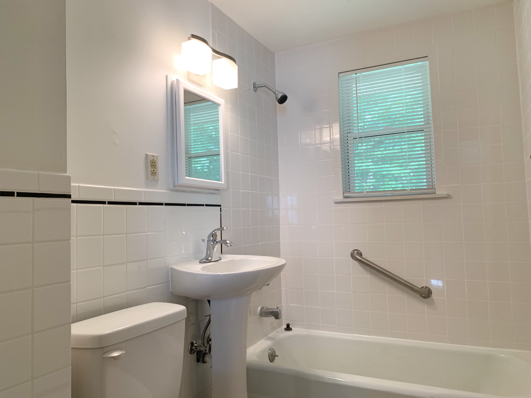 Full tile bath upstairs - 1310 Slater Rd