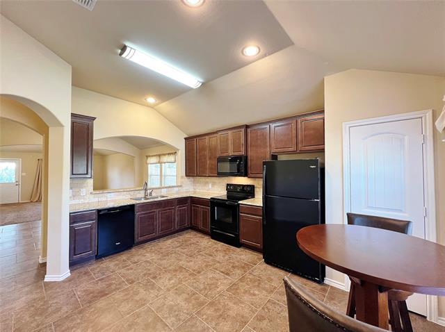 Building Photo - 1442 Sundance Rd