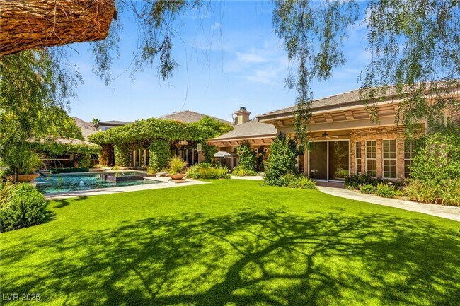 Building Photo - 9813 Moon Valley Pl