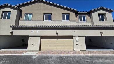Building Photo - 853 Angwin Ln