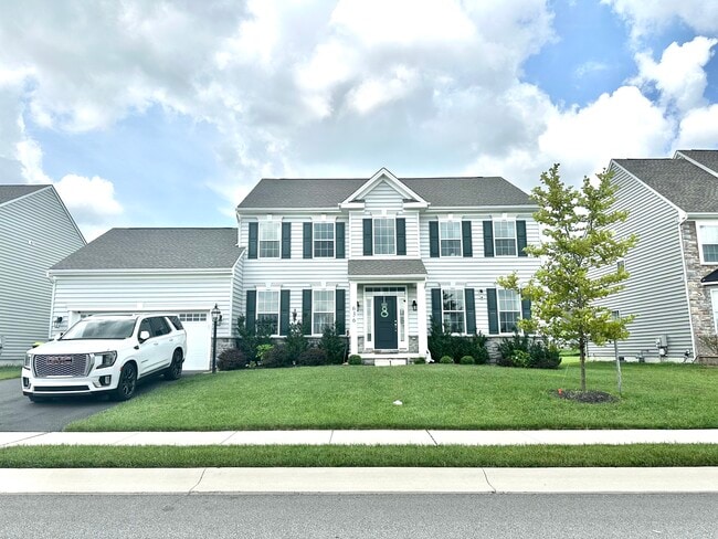 Building Photo - 636 McCracken Dr