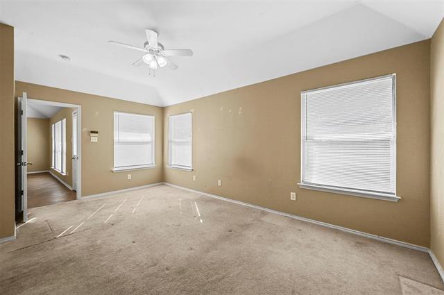 Building Photo - 9229 Chesapeake Ln