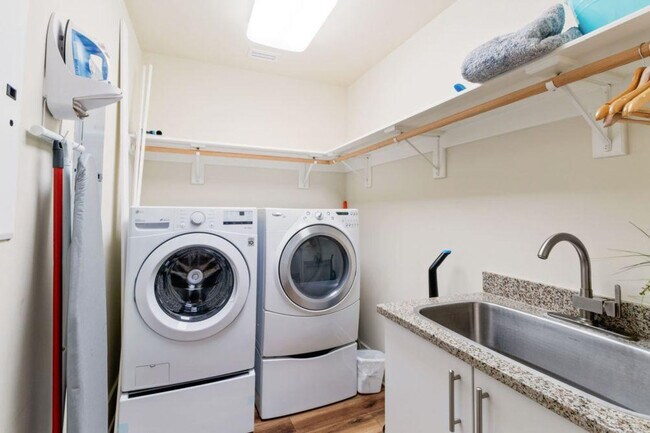 Building Photo - 26302 Perdido Beach Blvd