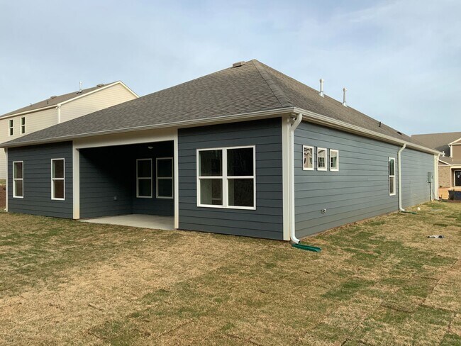 Building Photo - Coming Soon.   Springville’s Archers Cove 4BR /3BA/ 3 car garage 1 level