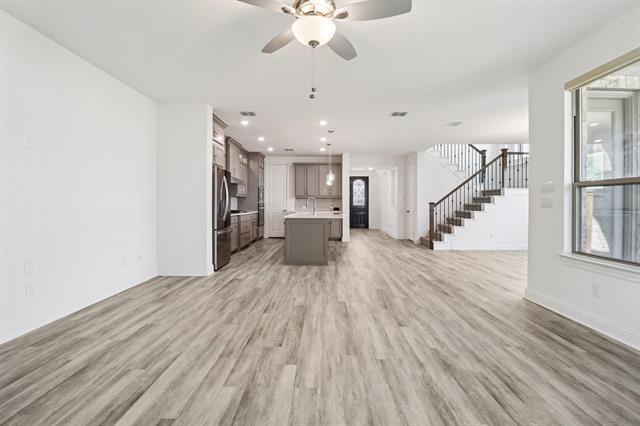Building Photo - 3130 Tiara Dr