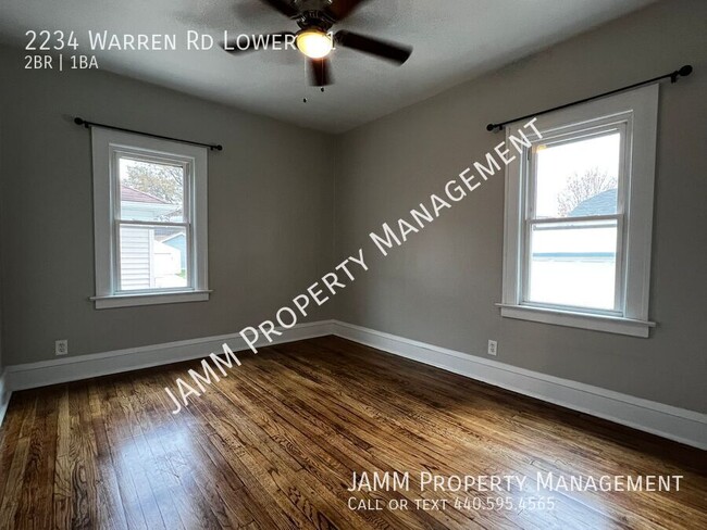 Building Photo - Spacious Lakewood Lower Unit!