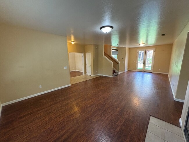 Building Photo - Two story home in SW Visalia coming soon!