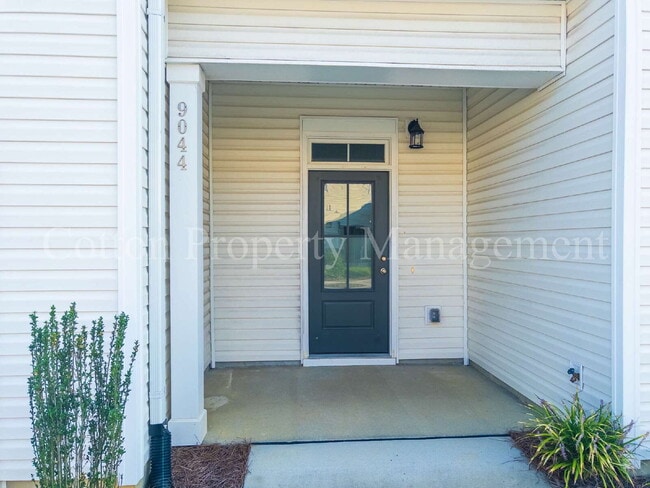 Building Photo - 9044 Laurel Bay Ln