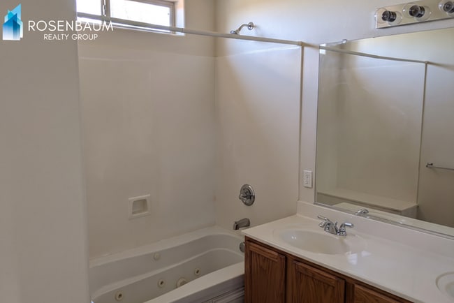 Building Photo - Beautiful 3-Bedroom, 2-Bath Home in Prescott Valley