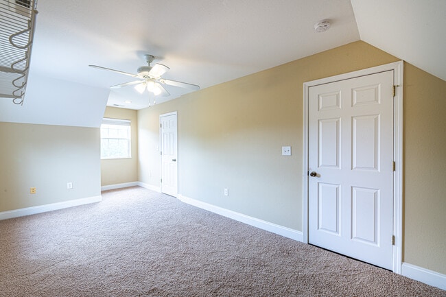 Building Photo - 7211 Remagen Ln