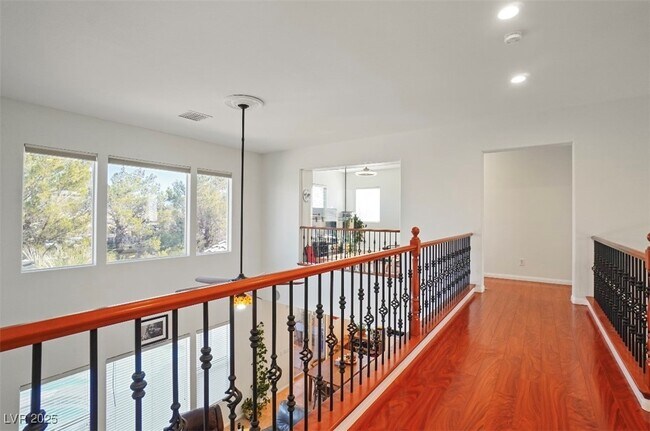 Building Photo - 10500 Eagle Nest St