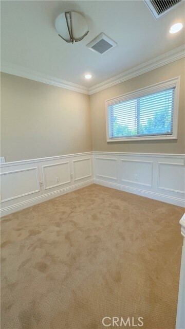 Building Photo - 5921 Alessandro Ave