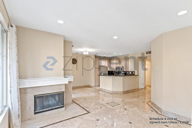 Building Photo - 445 Milan Dr