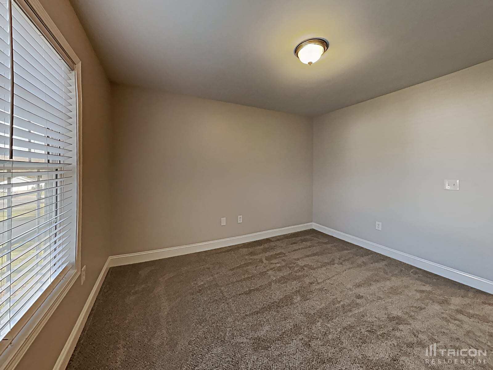 Building Photo - 661 Beavers Cove Ln NW