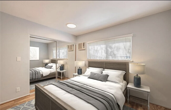 Building Photo - "Chic Woodland Hills Retreat: Spacious 1-B...
