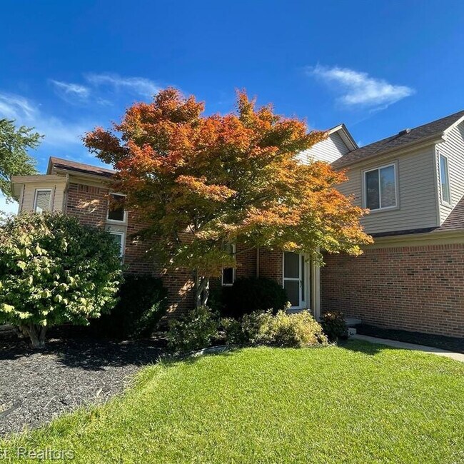 Building Photo - 1438 Rand Rd