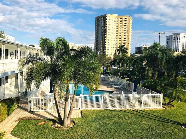 Building Photo - 3201 SE 12th St